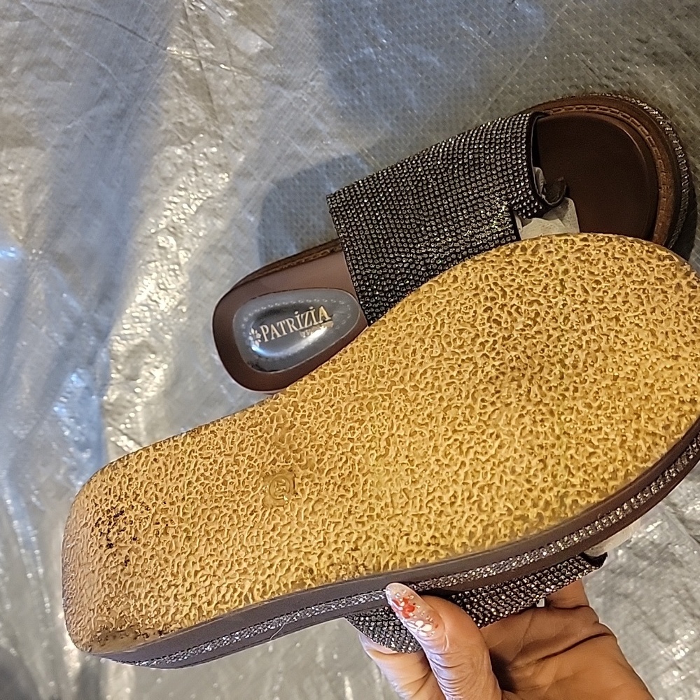 Sandals - Picture 6 of 10